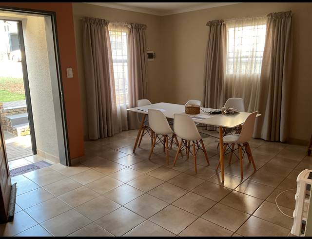 3 BEDROOM FREESTANDING FOR SALE IN KOSMOSDAL